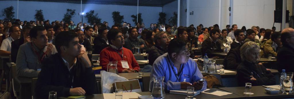 participantes en auditorio del siagro sur ica